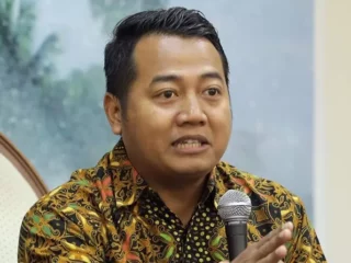 adi-prayitno-sindir-ahy-yang-diisukan-jadi-menteri,-kader-demokrat-balas-begini