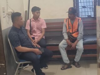 tukang-parkir-ancam-driver-ojol-pakai-martil-di-medan-ditangkap-polisi