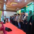 prof.abdullah-puteh-lantik-pengurus-mw-kahmi-dan-forhati-aceh-periode-2022-2027-liputan4