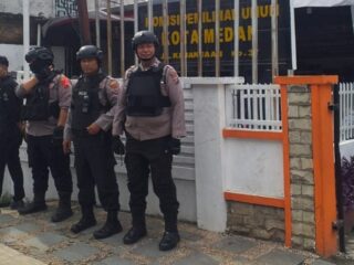 Patroli Sat Samapta Polrestabes Medan Kawal Sistem Pengamanan Kota ke Kantor KPU Medan