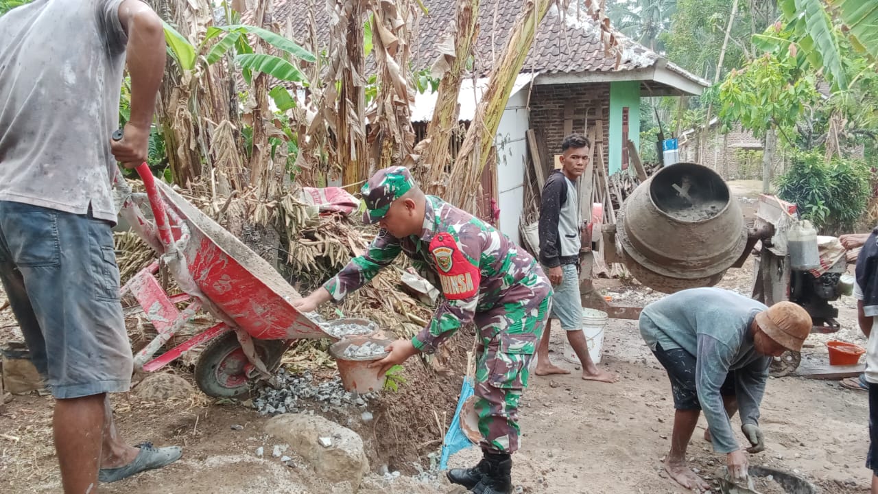 bersatu-membangun-desa-babinsa-koramil-03/pnh-bersam-aparatur-desa-dan-masyarakat