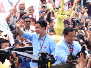 Daftar ke KPU, Prabowo Minta Maaf Bikin Macet dan Bilang Terima Kasih