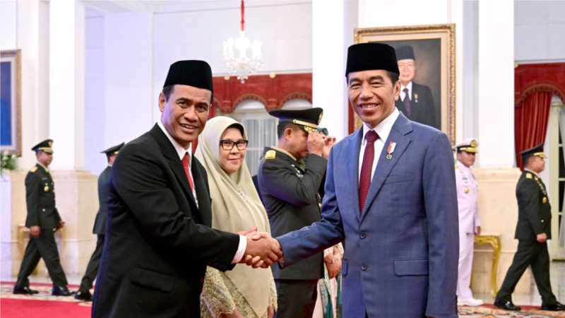 jokowi-lantik-mentan,-ksad,-dan-dubes-ri-untuk-argentina