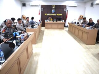 Kapolrestabes Medan Ikuti Zoom Meeting Lat Pra Ops Sikat Toba 2023 Bersama Kapolda Sumut