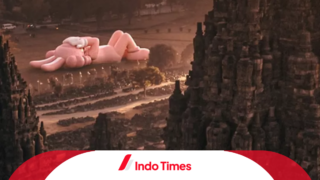 KAWS Holiday Indonesia Sambangi Candi Prambanan. Pameran Berlangsung Selama 13 Hari