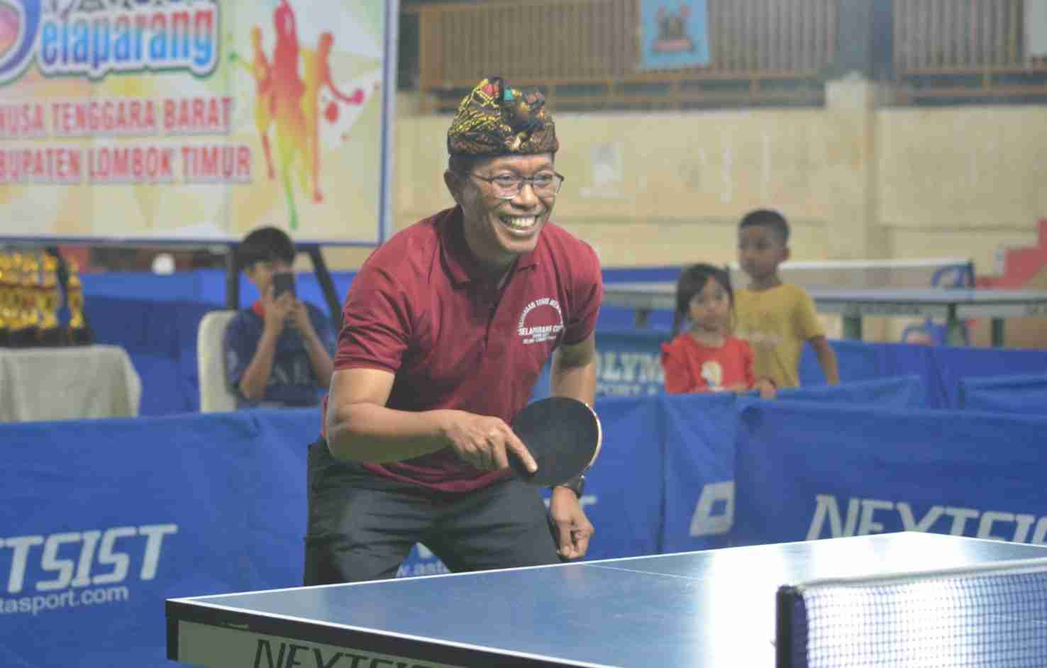 hmjuaini-taofik-buka-turnamen-tenis-meja-selaparang-cup-2023-di-ikuti-232-orang-peserta.