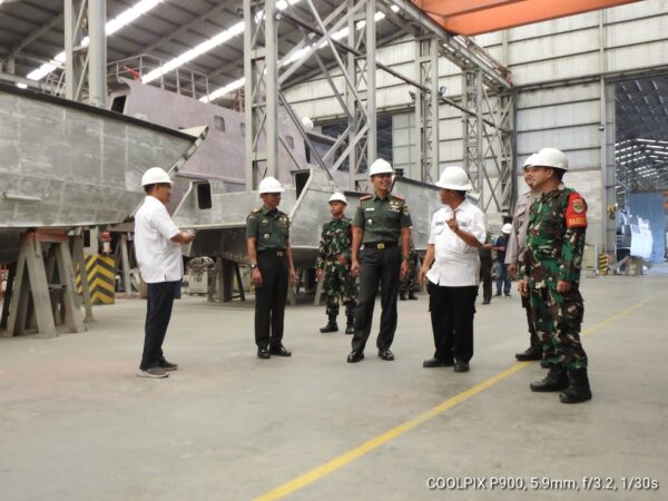 Dandim Kunjungi Perusahaan Pembuatan Galangan Kapal