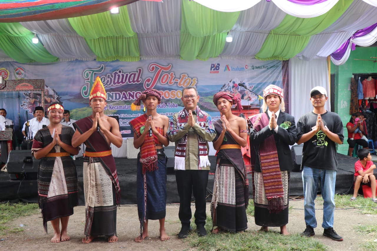 gelar-festival-“tortor-gondang-naposo”,-poltak-sitorus:-semua-harus-bergembira