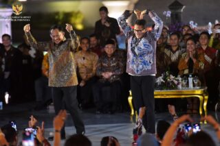 Sejarah Batik di Indonesia: Kain Tulis Lintas Generasi