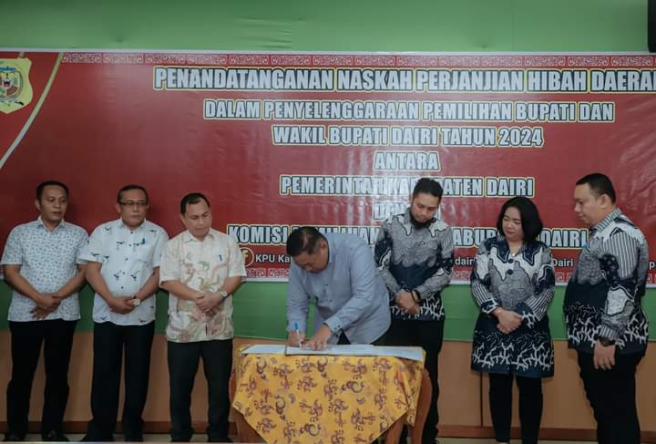 pemkab-dairi-dan-kpu-dairi-tandatangani-perjanjian-hibah-pilkada-2024