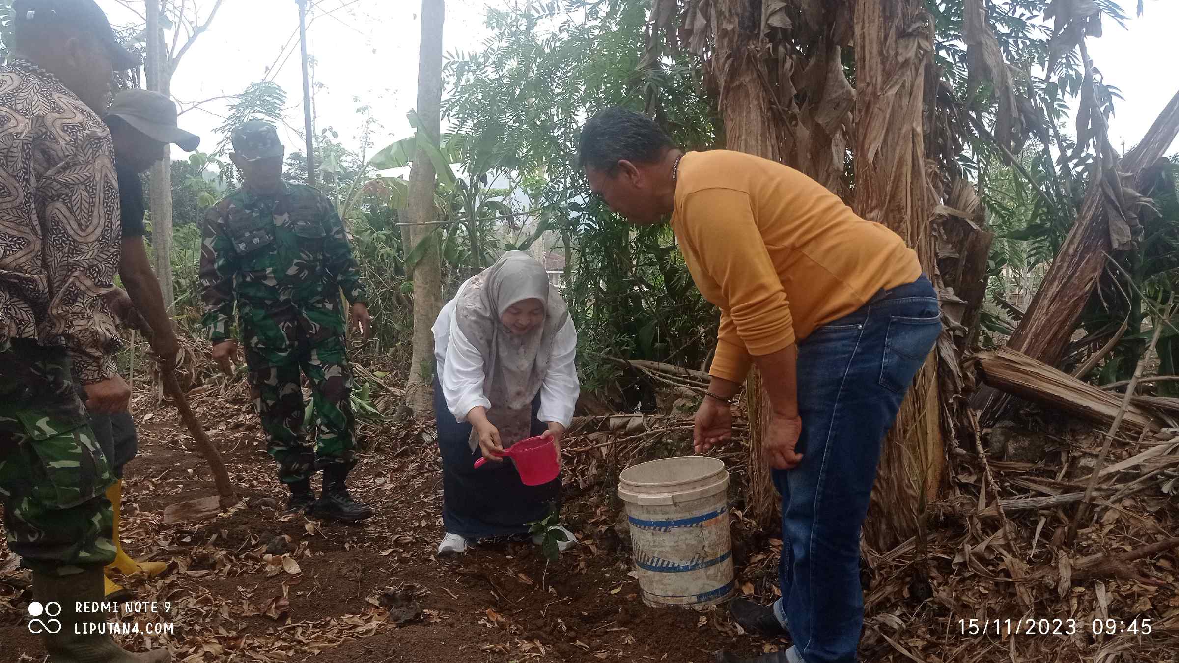 dukung-penanaman-pohon,-ketua-apdesi-nagreg-ajak-masyarakat-jaga-dan-rawat-pohon