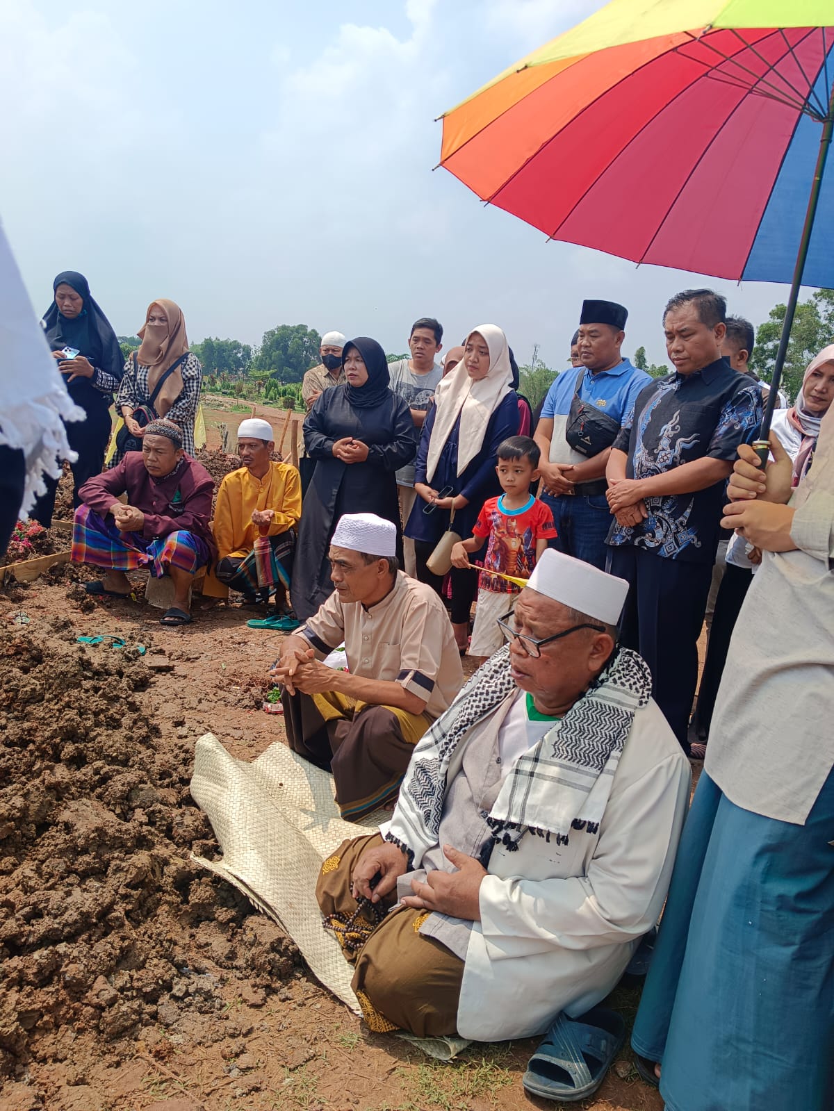 siswa-smpn-7-kota-bekasi-meninggal,-main-“kebo-bunting”-kadisdik-kota-bekasi-turut-berdukacita