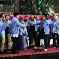 prabowo-terharu-terima-dukungan-relawan-dari-elemen-muhammadiyah,-hmi,-ldii