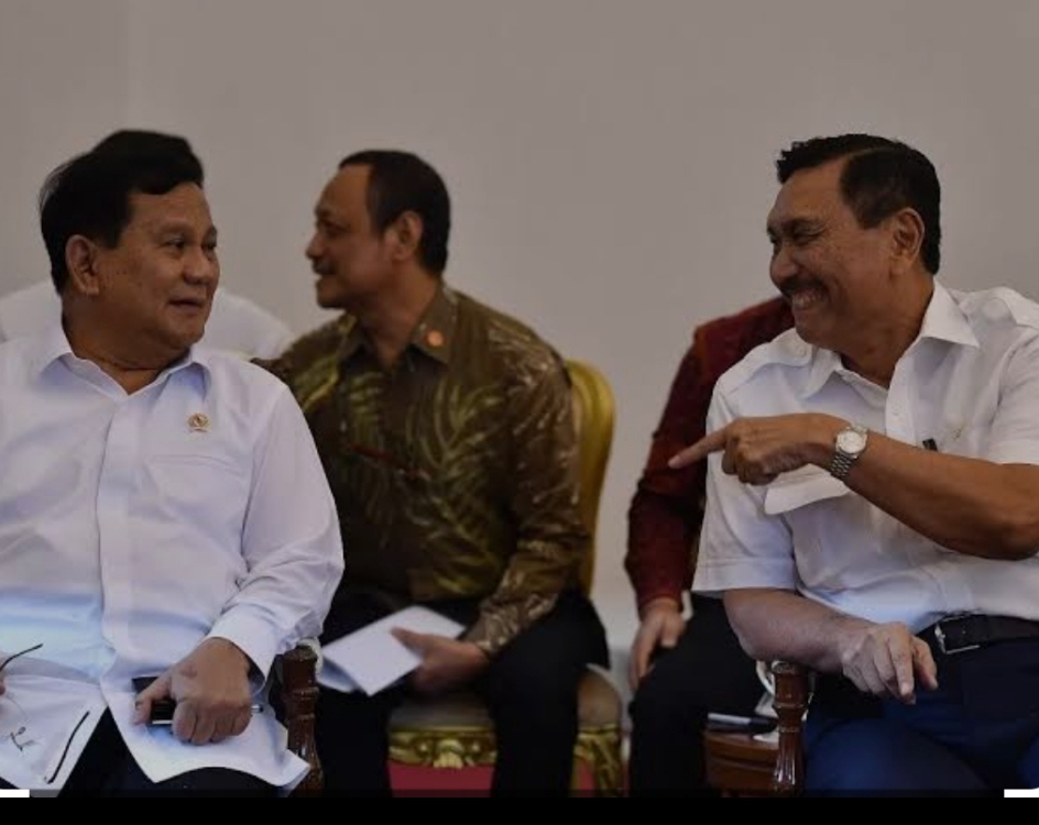 prabowo-jenguk-luhut-di-singapura:-beliau-ingin-segera-bekerja