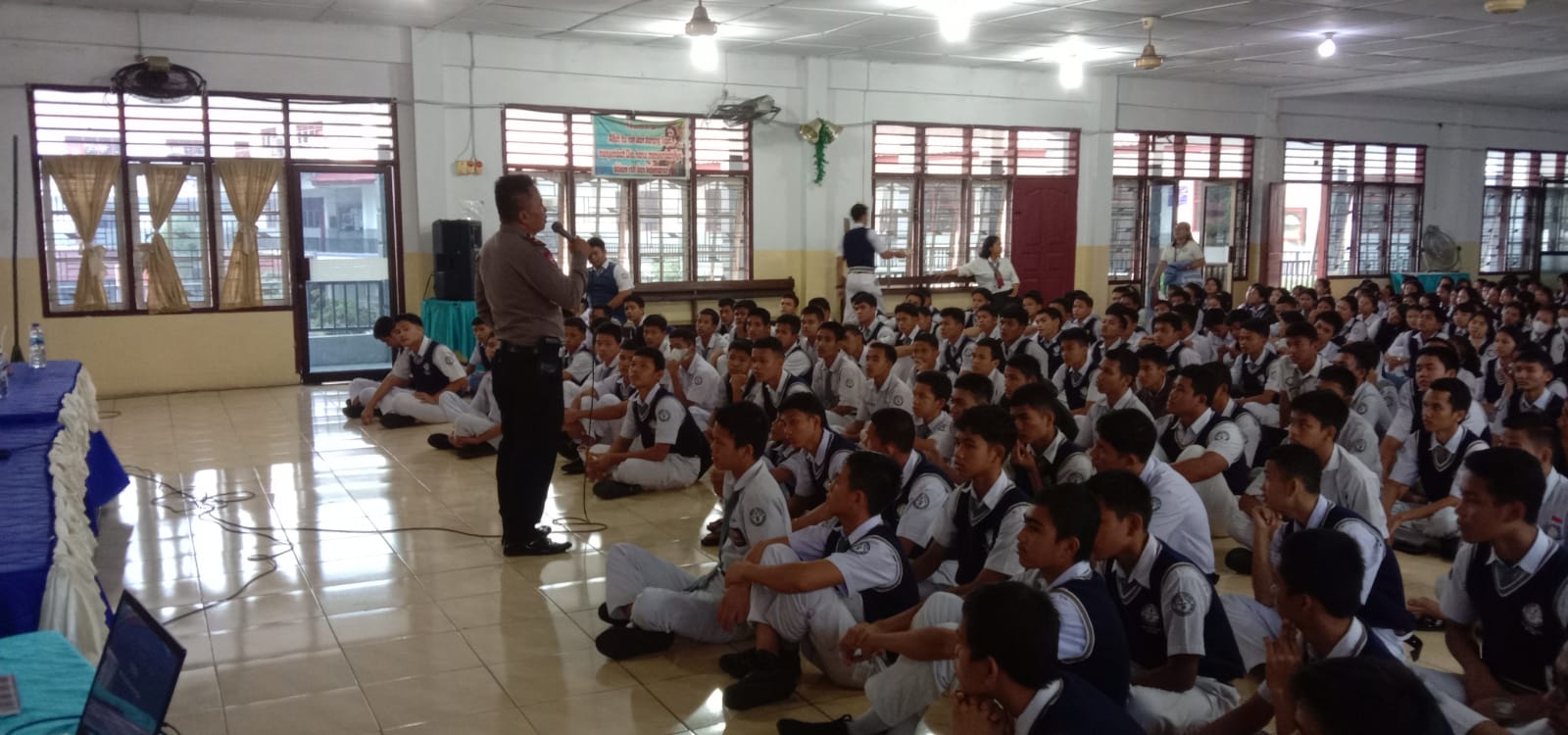 polrestabes-medan-gelar-police-goes-to-school-ke-yayasan-sd,-smp,-sma/smk-parulian-1-medan