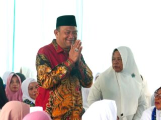 hadiri-tabligh-akbar-ponpes-al-habib-pangkalan-brandan,-syah-afandin-sedekahkan-rp-50-juta