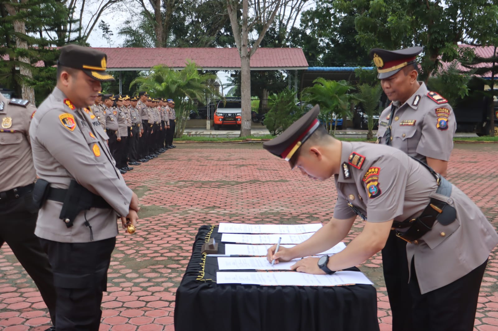 kapolres-pimpin-sertijab-kasat-reskrim,-kapolsek-dan-kasihumas-polres-langkat