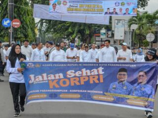 pemko-padangsidimpuan-gelar-jalan-sehat-dalam-rangka-penyambutan-hari-korpri