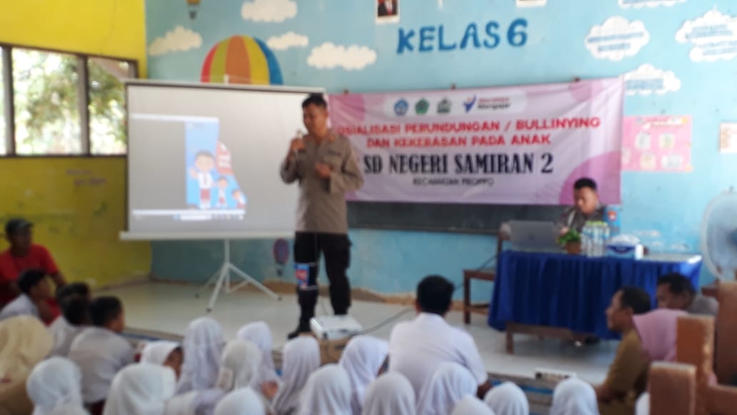 stop-bullying,-kapolsek-proppo-turun-langsung-sambangi-sdn-samiran-1