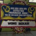 wong-bekasi-kirim-karangan-bunga-“manjakan-anak”,-sindir-oknum-pejabat-nakal-pemkot-bekasi.