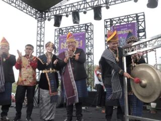 buka-pesta-njuah-juah,pj.gubsu-hasanuddin-minta-dairi-bangun-wisata-budaya