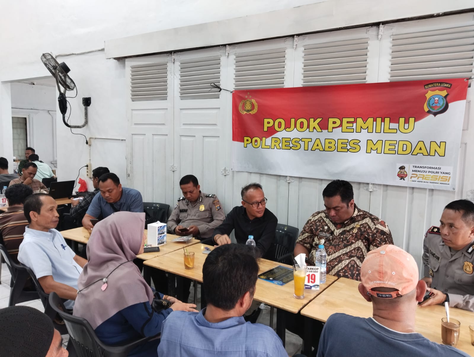 giat-pojok-pemilu-polrestabes-medan-ciptakan-ketertiban-tahapan-pemilu-2024