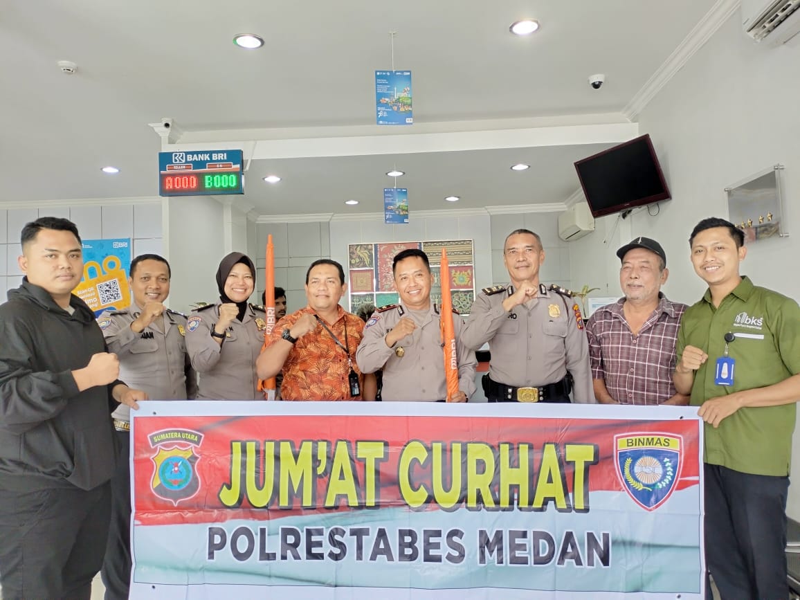 tampung-aspirasi-warga,-binmas-polrestabes-medan-gelar-jumat-curhat