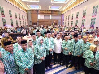 solusi-prabowo-soal-kemiskinan-di-kalangan-nelayan:-kita-bagi-kapal-dan-mesin