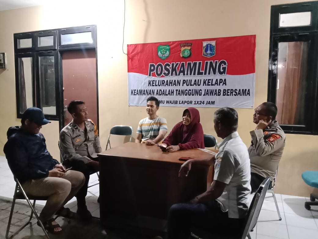 giat-pos-kamling-di-pulau-kelapa-untuk-menjaga-keamanan-dan-menangkal-hoax-menjelang-pemilu-2024