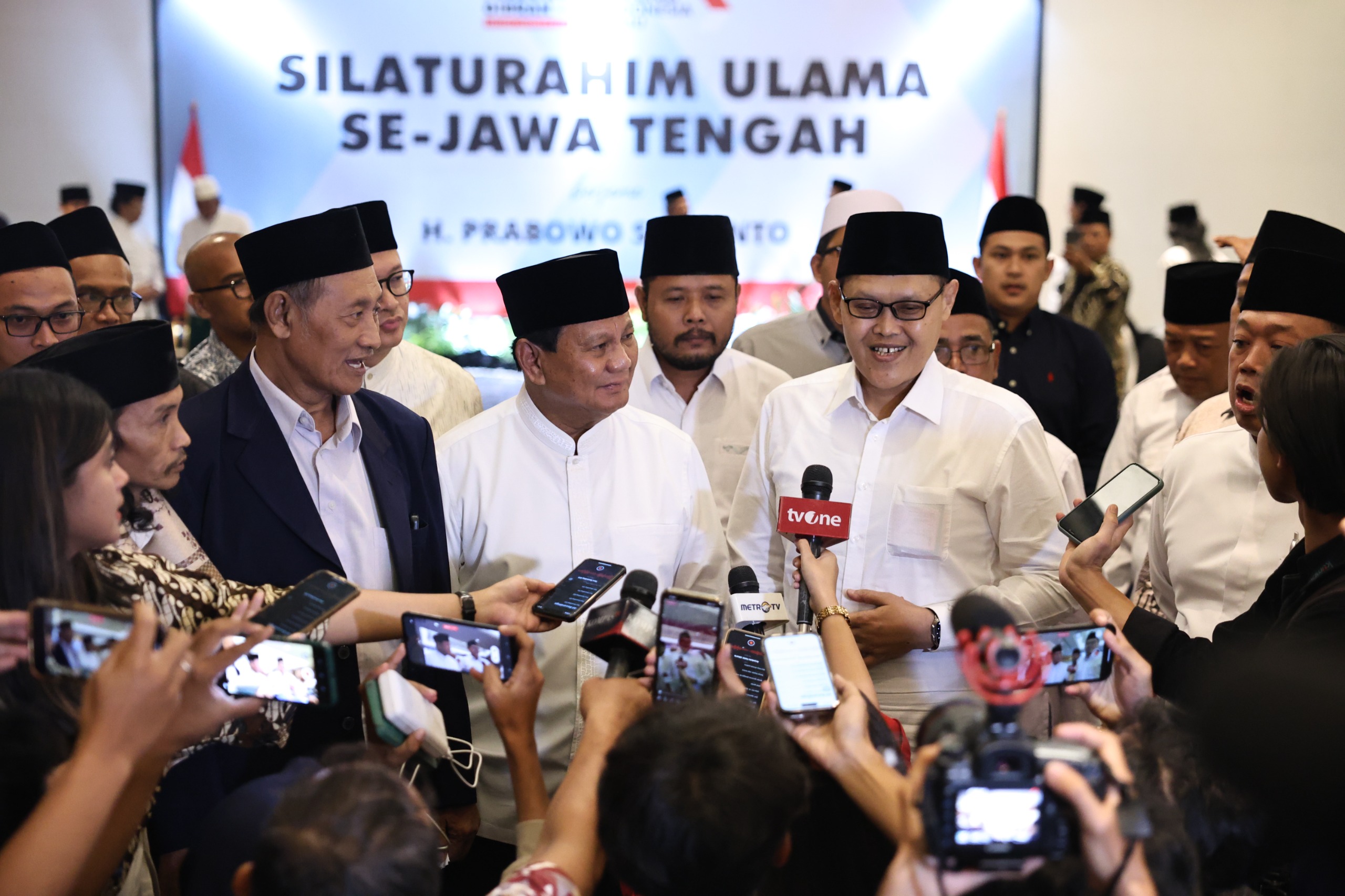 alasan-para-kiai-ulama-se-jateng-dukung-prabowo:-kesempatan-beasiswa-untuk-santri