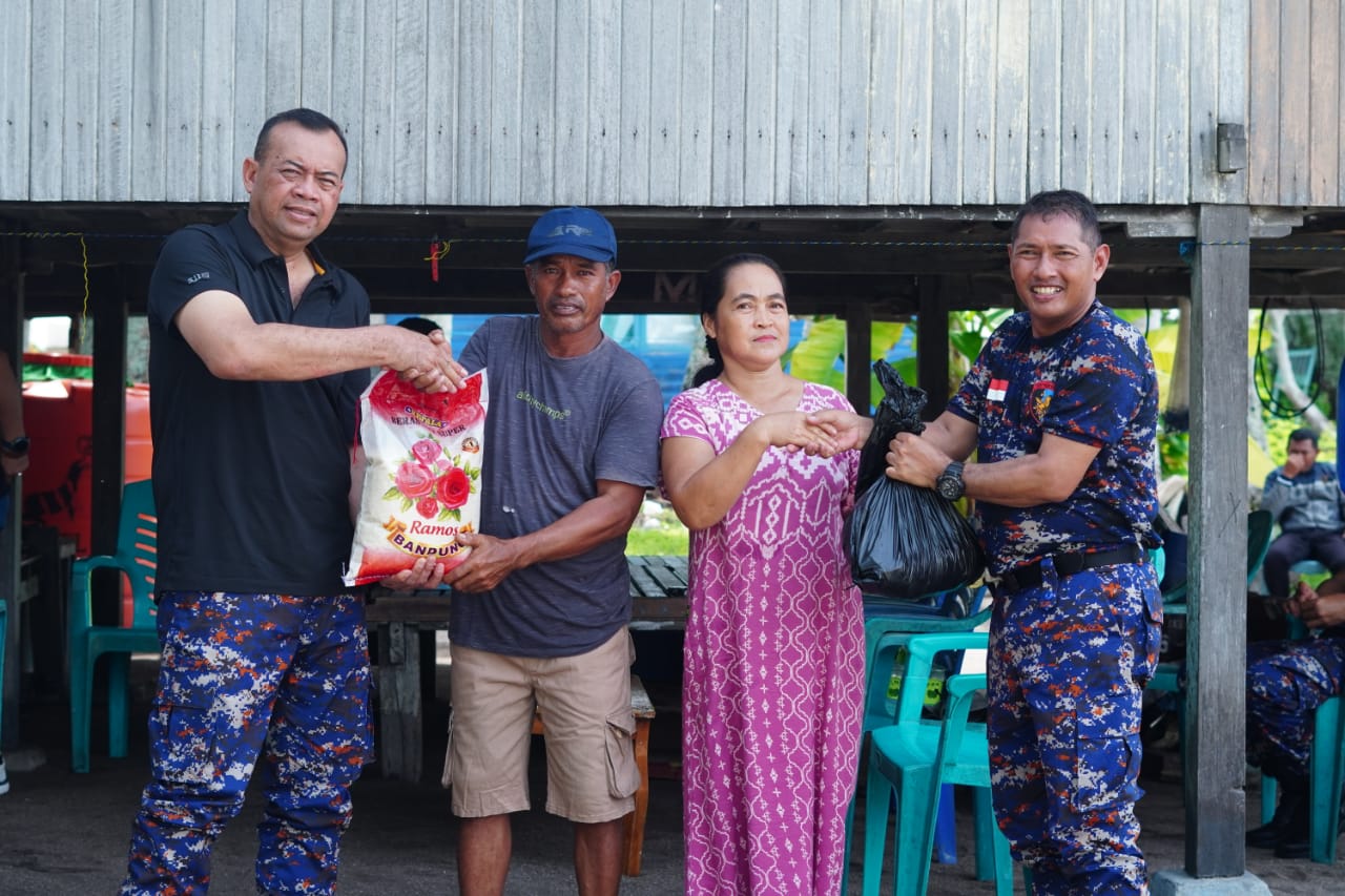 kapolda-sulbar-gelar-patroli-dan-baksos-di-pulau