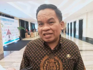 plh-kepala-dpm-ptsp-sulsel-raih-penghargaan-di-rakorwasda-inspektorat-se-sulsel