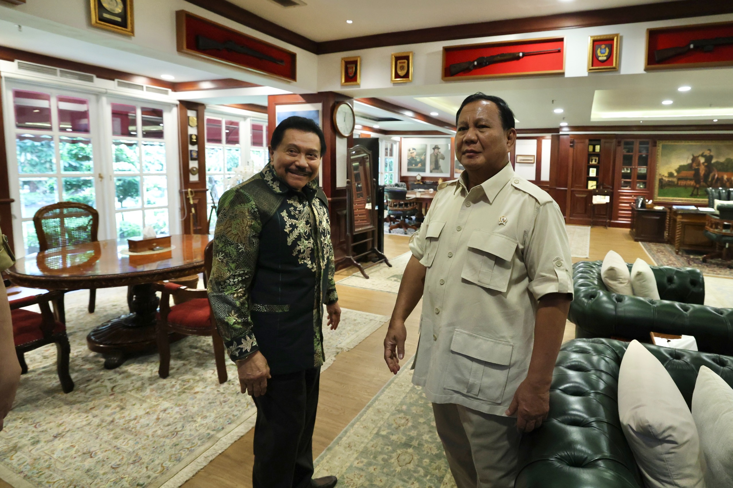 prabowo-terima-kunjungan-am.-hendropriyono-di-kemhan