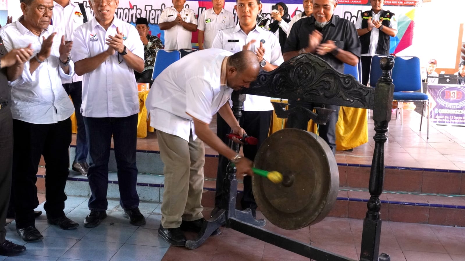 syah-afandin-buka-porkab-langkat,-berikut-harapannya