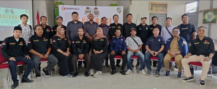 bersama-forkopimcam,-panwaslu-kecamatan-sungai-kunyit-gelar-deklarasi-damai-dan-netralitas