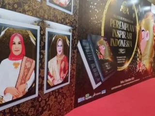 tp-pkk-lamsel-terima-penghargaan-sebagai-perempuan-inspirasi-indonesia-2023