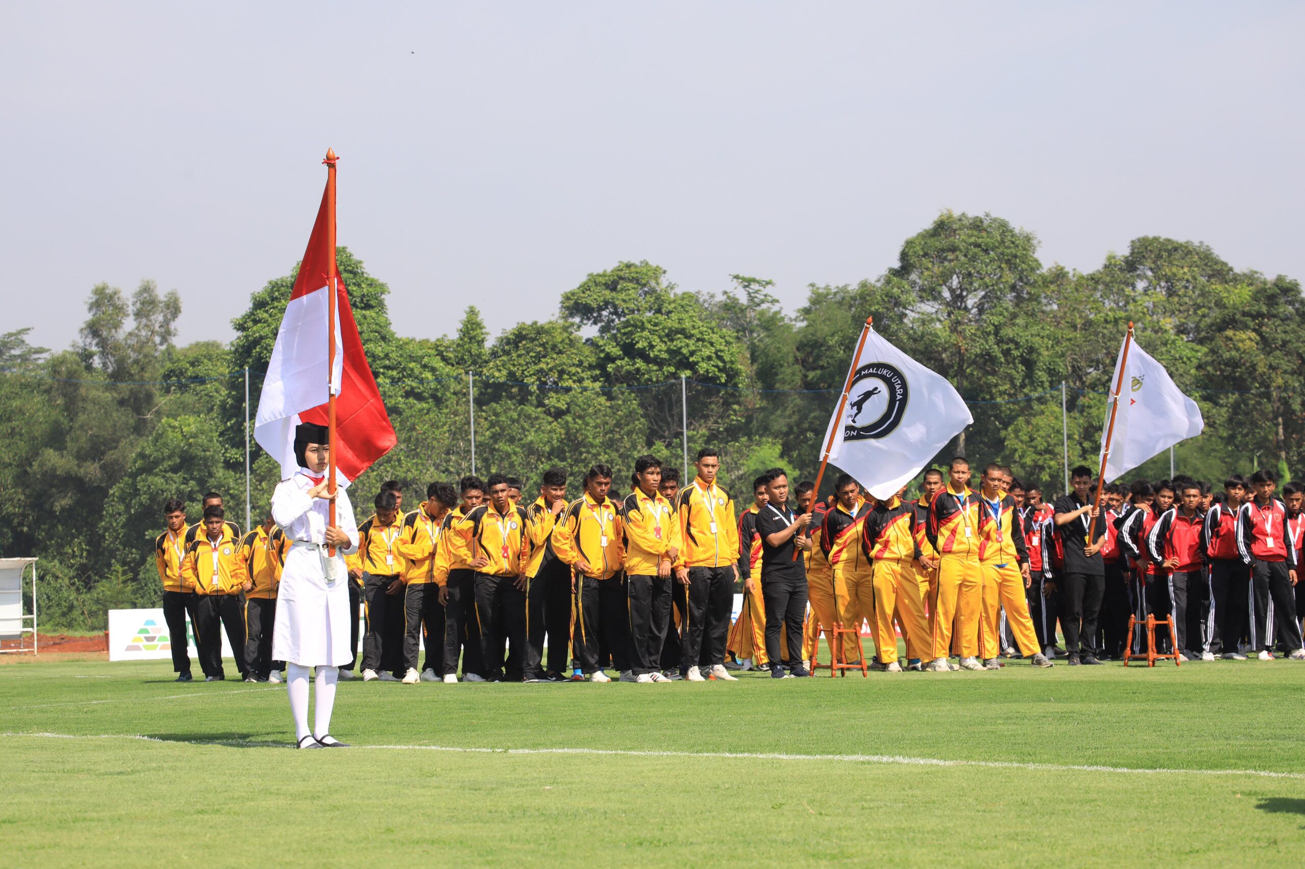 gagas-akademi-sepak-bola-modern,-prabowo-tegaskan-komitmen-dukung-atlet-perempuan