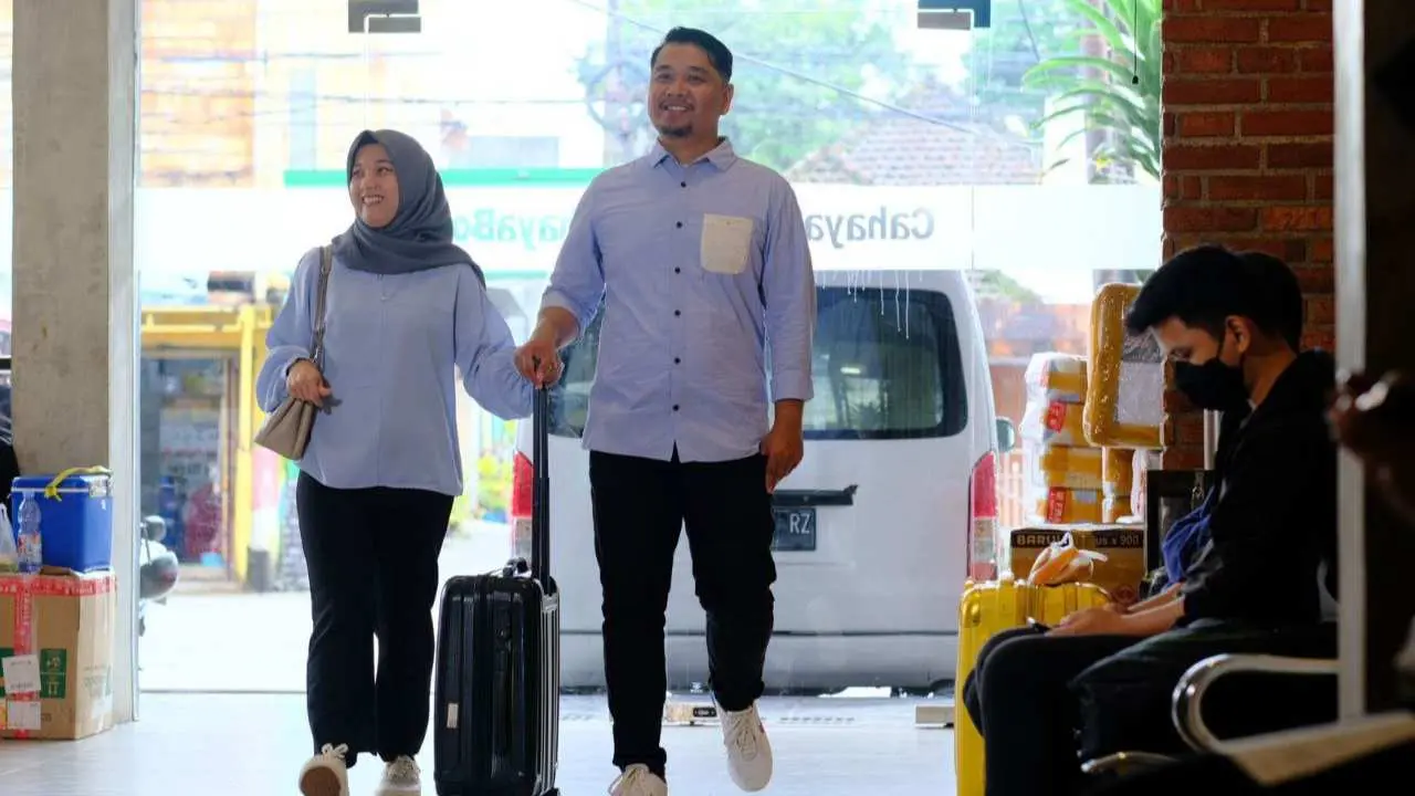 cahaya-bone-siapkan-varian-bus-yang-pas-buat-liburan-akhir-tahun