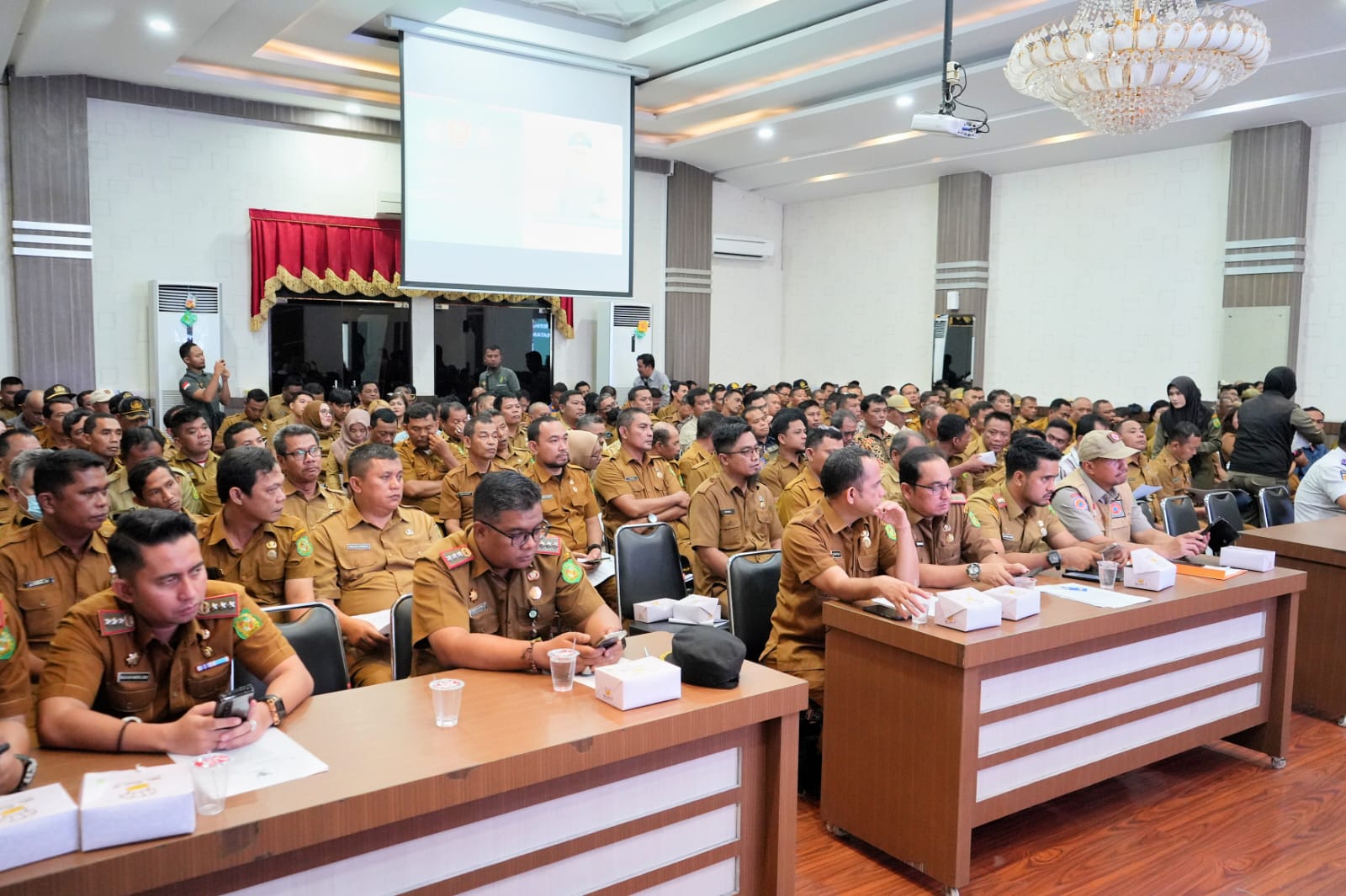 jelang-natal-dan-tahun-baru,-pemko-medan-perkuat-fungsi-trantib