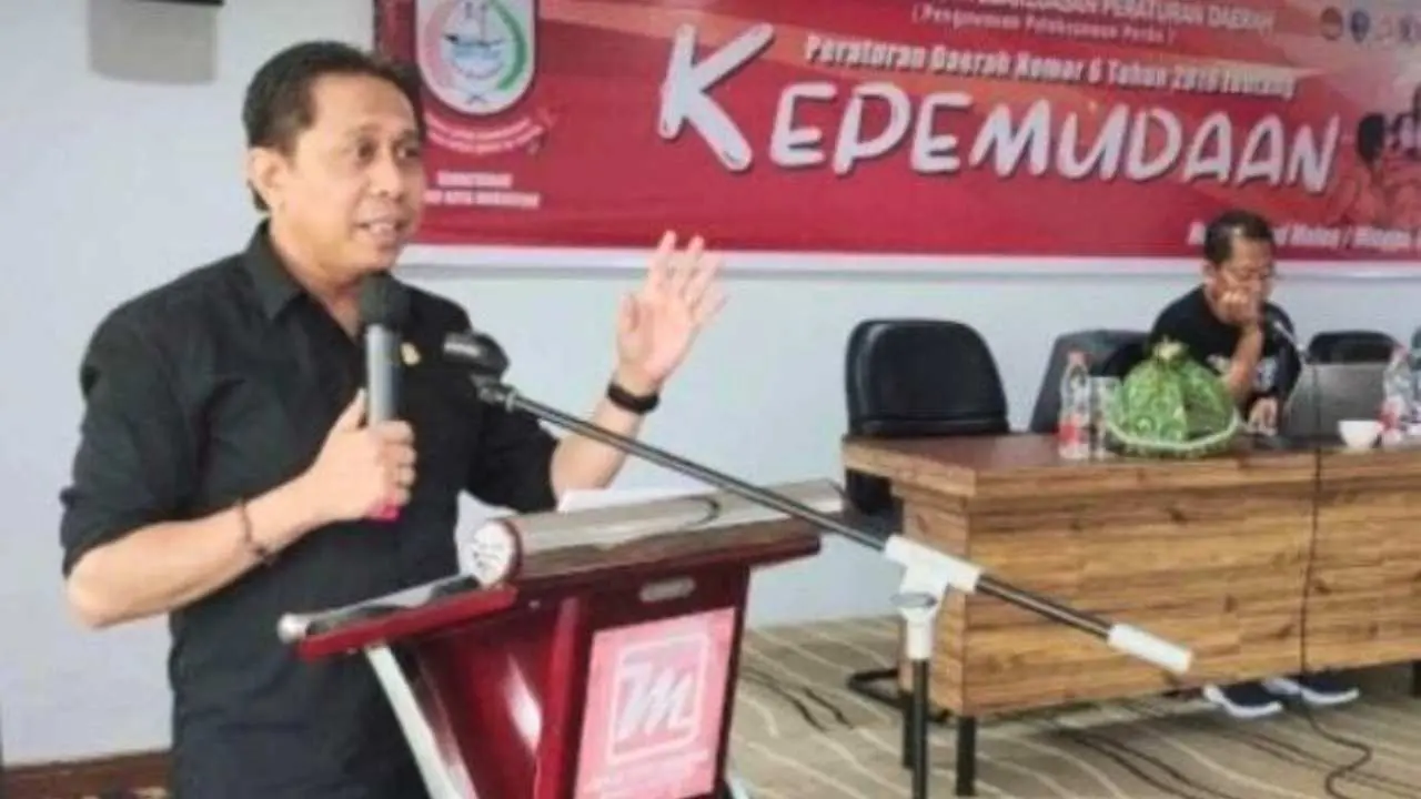 sosper-kepemudaan,-legislator-mesakh-raymond-meminta-pemuda-bersiap-hadapi-tantangan-masa-depan