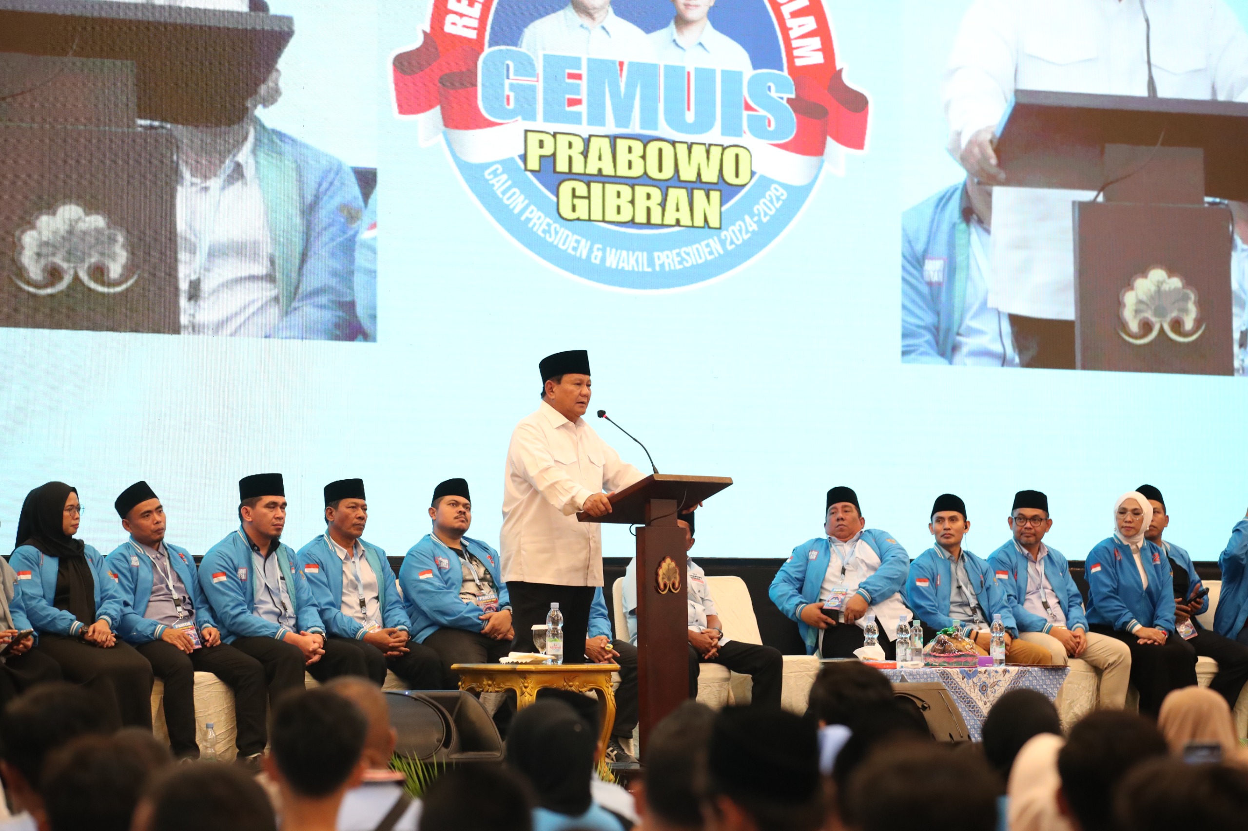 terima-deklarasi-dukungan-generasi-muda-islam,-prabowo:-ini-membesarkan-hati-saya