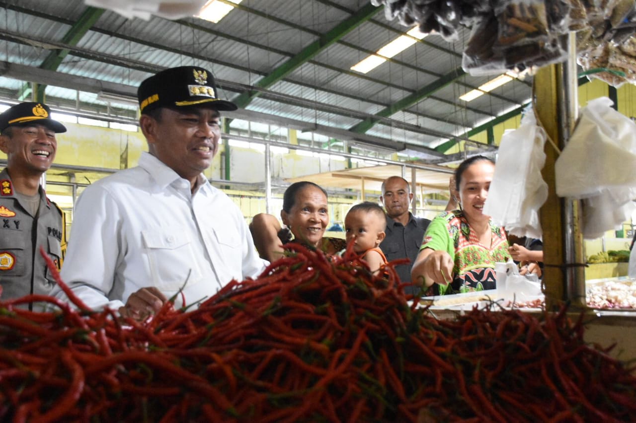 jelang-nataru,-stok-dan-harga-pangan-di-pasar-rakyat-sergai-terpantau-stabil