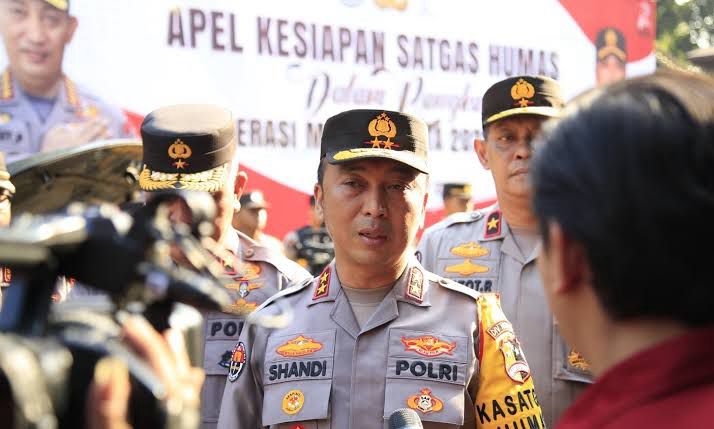 polri-beri-tips-nikmati-libur-natal-dan-tahun-baru-dengan-nyaman,-aman-dan-selamat