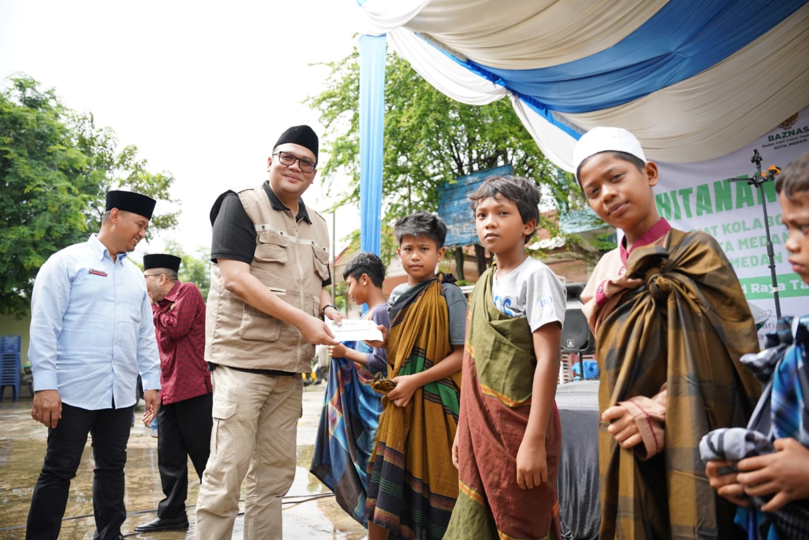 bobby-nasution-apresiasi-khitanan-massal-baznas-medan