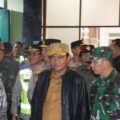 kapolrestabes-medan-dampingi-forkopimda-sumut-dan-medan-pantau-pospam-di-malam-natal