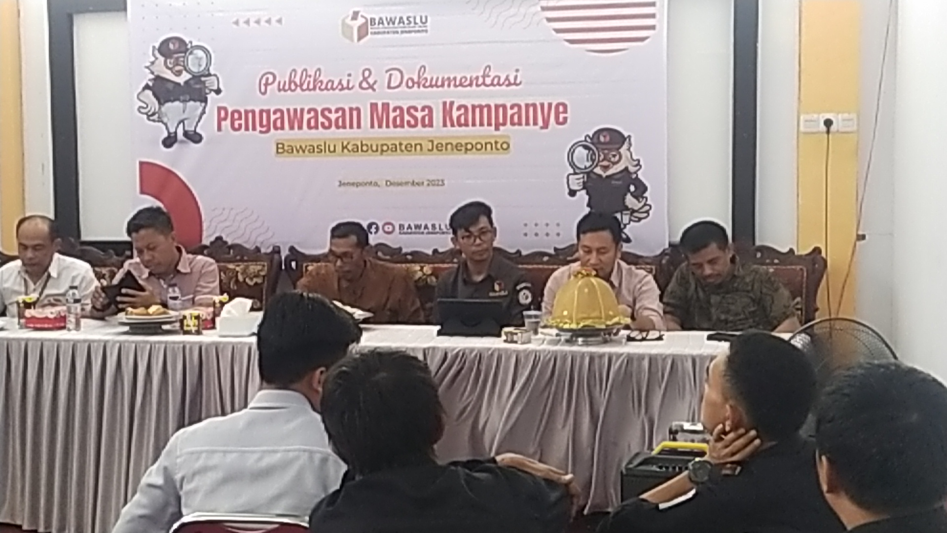 bawaslu-jeneponto-himbau-peserta-pemilu-pasang-apk-di-lokasi-yang-ditentukan