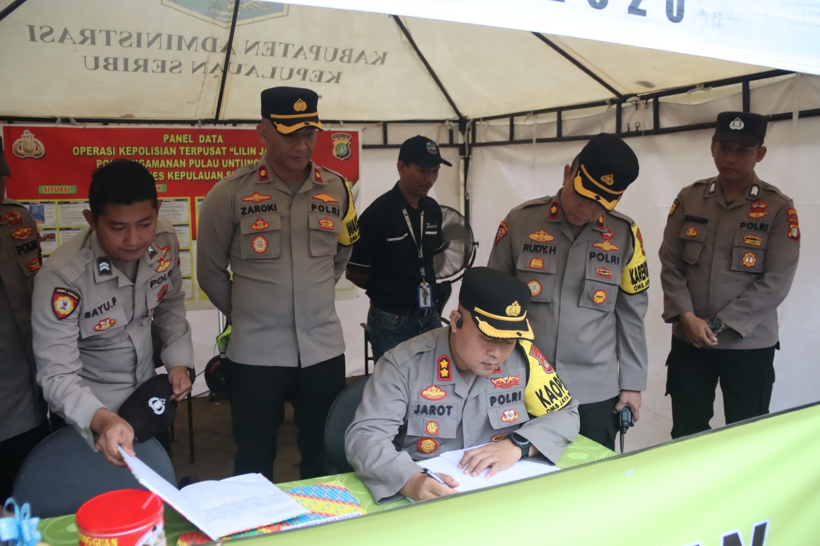 kapolres-kepulauan-seribu-cek-langsung-pospam-lilin-jaya-2023-di-lima-pulau