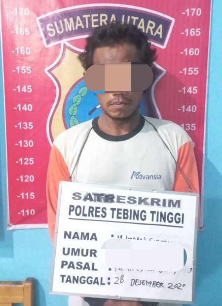 tega-cabuli-anak-tirinya-bhl-diciduk-polres-tebingtinggi