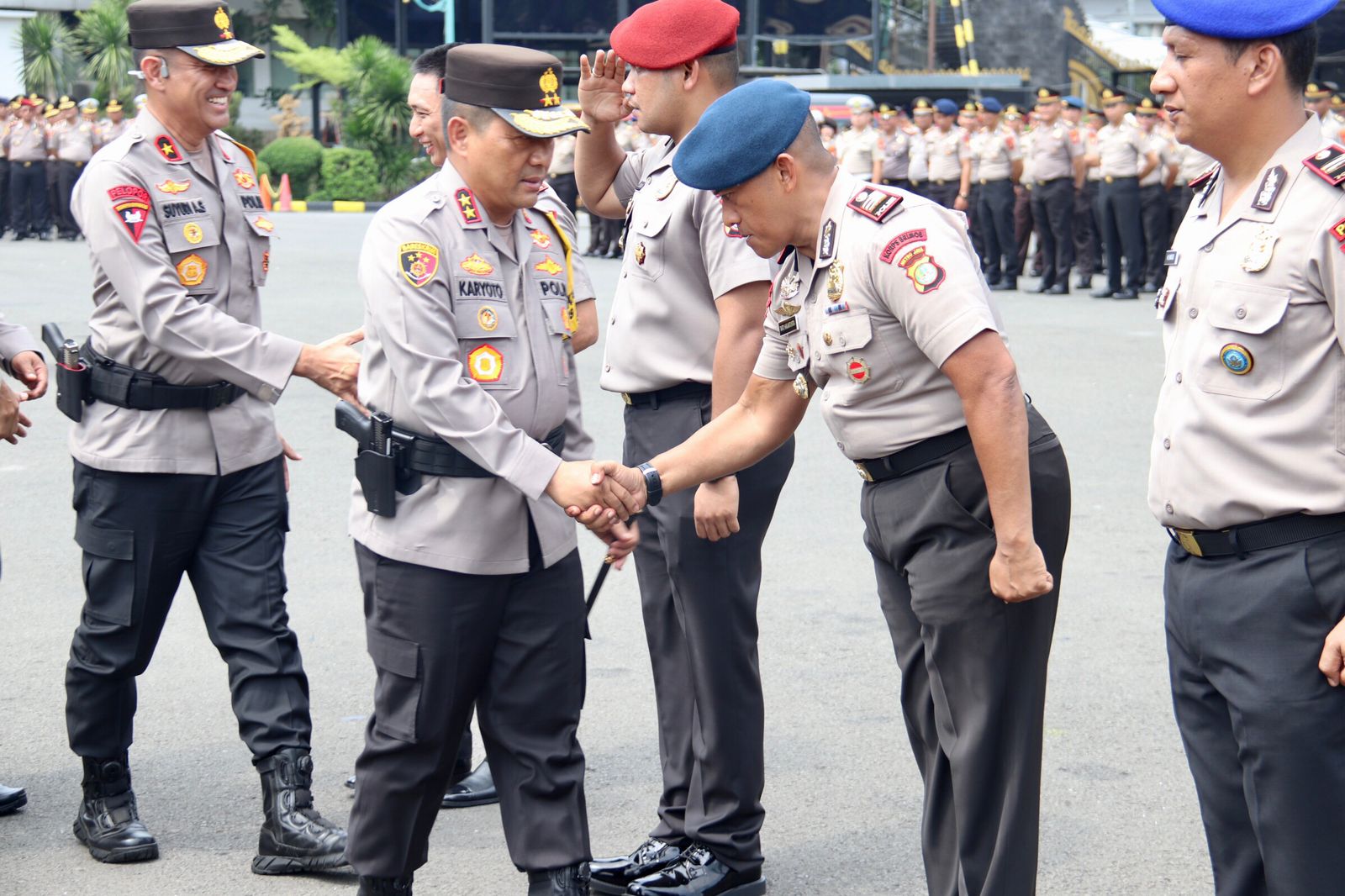 polda-metro-jaya-gelar-upacara-kenaikan-pangkat,-2.627-personel-naik-pangkat