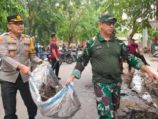 Kapolres Bangka Barat Hadiri Kegiatan Karya Bhakti Kodim 0431/Babar dalam rangka HUT Kodam II/SRIWIJAYA KE-78